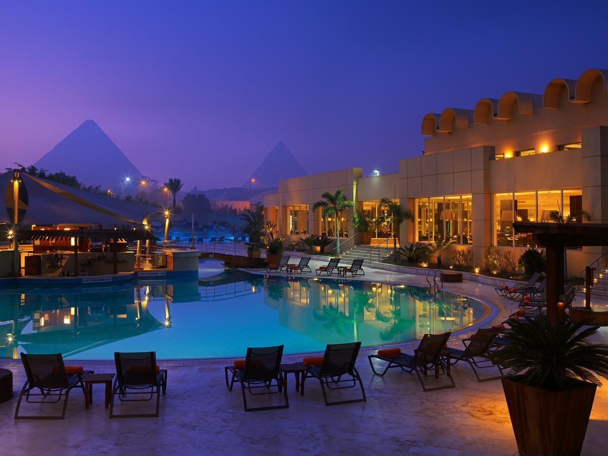 Le Meridien Pyramids Hotel & Spa Giza Esterno foto