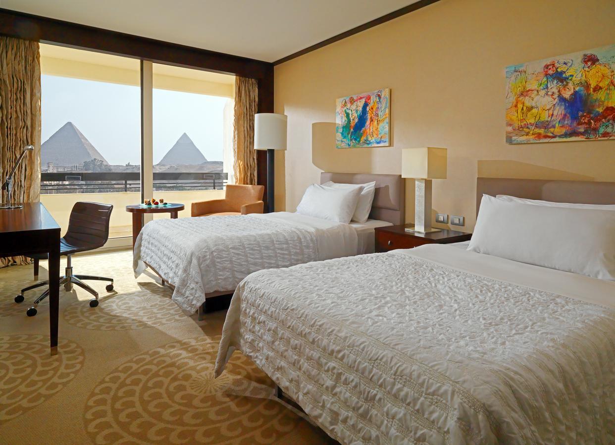 Le Meridien Pyramids Hotel & Spa Giza Esterno foto